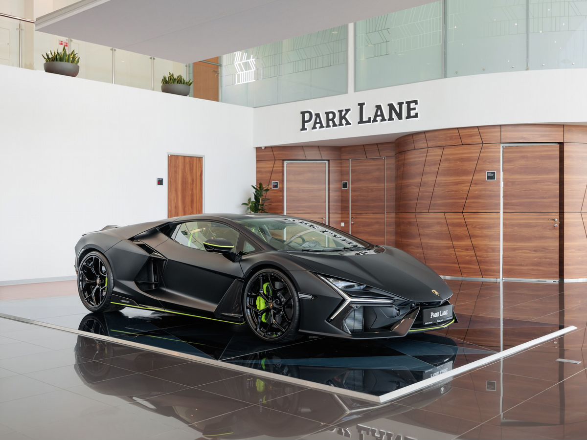 Lamborghini Revuelto 6.5hyb AMT (1015 л.с.) 4WD