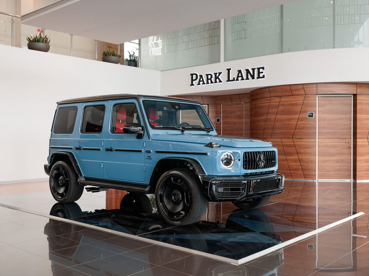 Mercedes-Benz G-Класс AMG II (W463) 63 AMG 4.0 AT (585 л.с.) 4WD