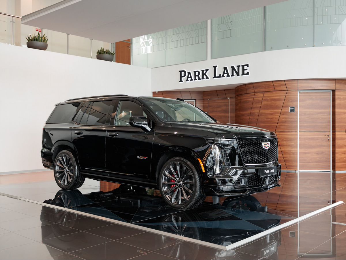 Cadillac Escalade-V I Рестайлинг 6.2 AT (682 л.с.) 4WD