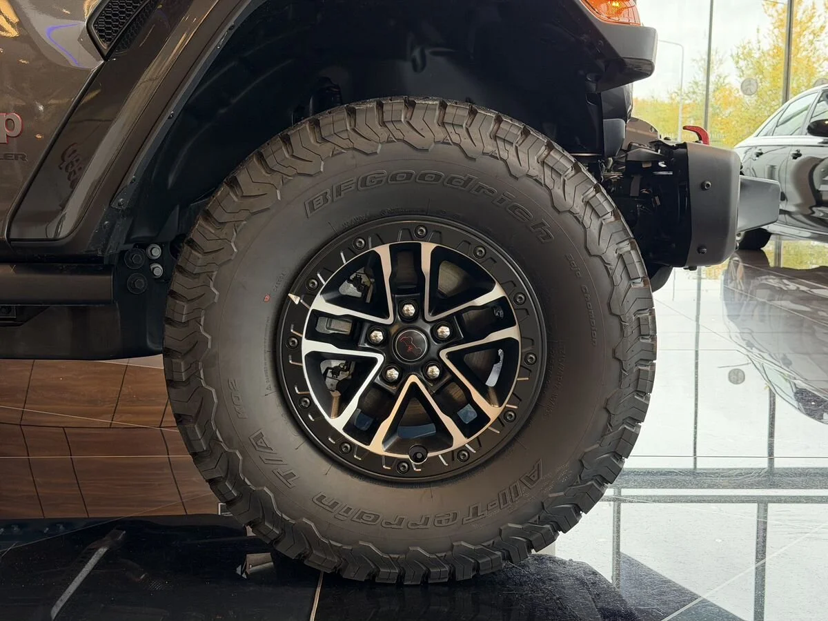 Jeep Wrangler — фото 4