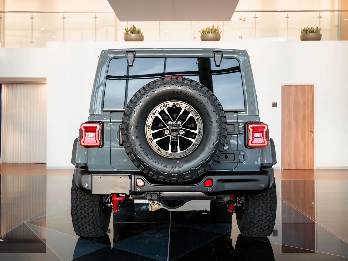 Jeep Wrangler — фото 4