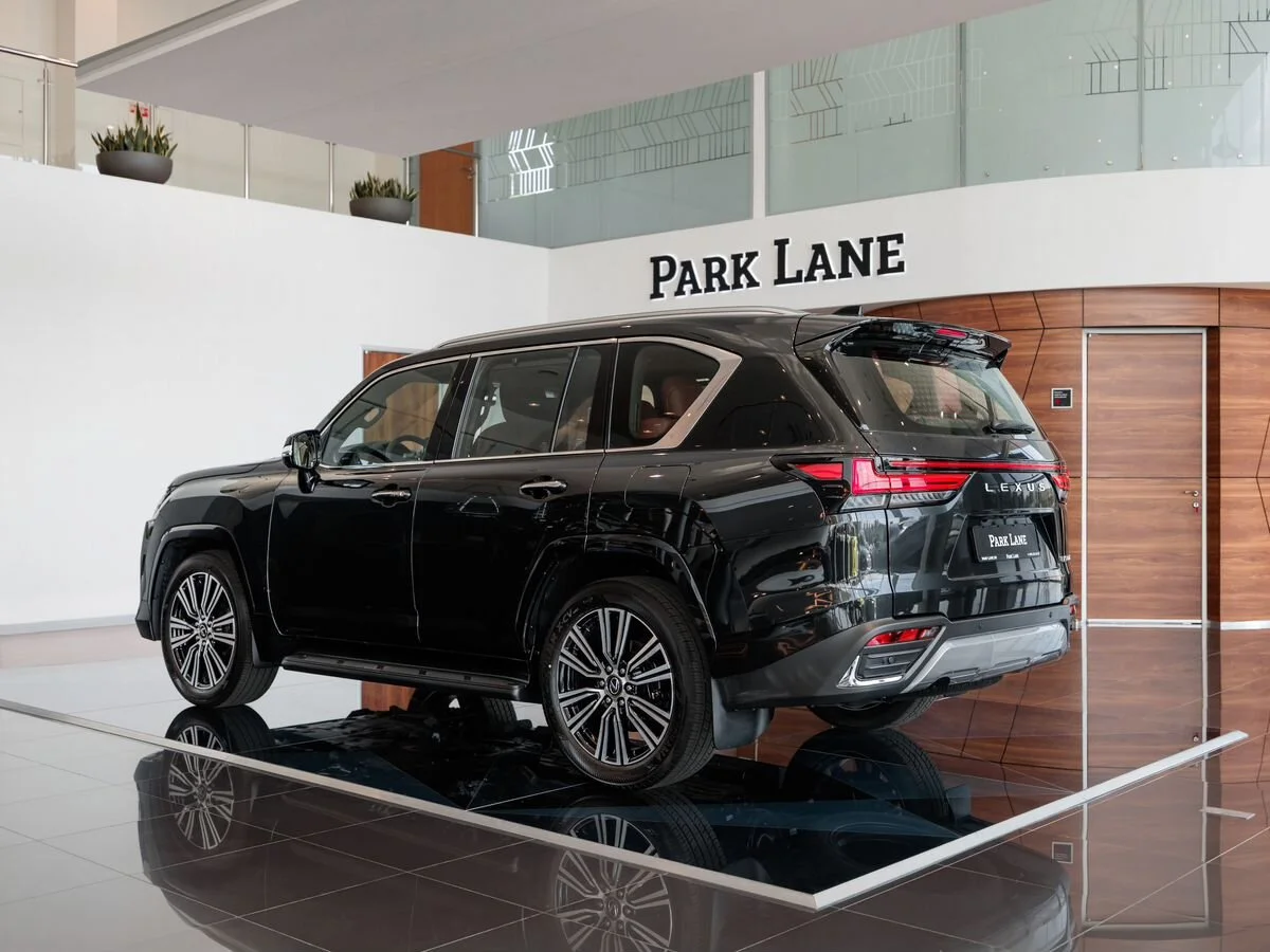 Lexus LX — фото 2