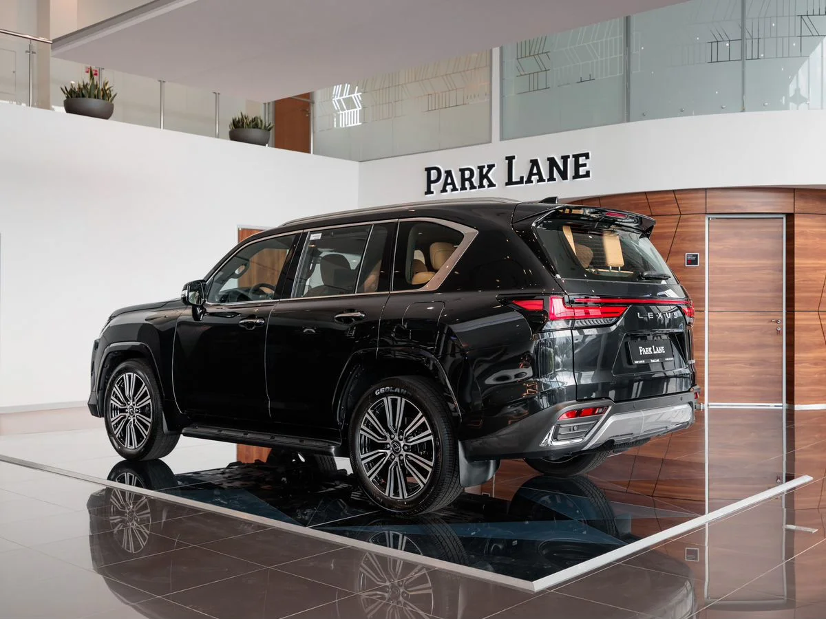 Lexus LX — фото 2